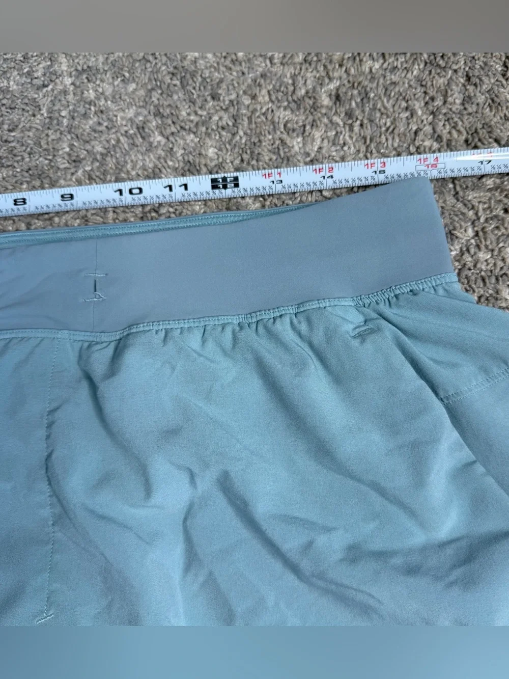 Lululemon T.H.E. Short Linerless 9” large teal blue atheltic pockets workout